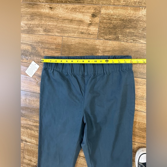 Soft Surroundings Blue Metro Leggings Pant Medium, Soft Surrounding Navy - Picture 4 of 10